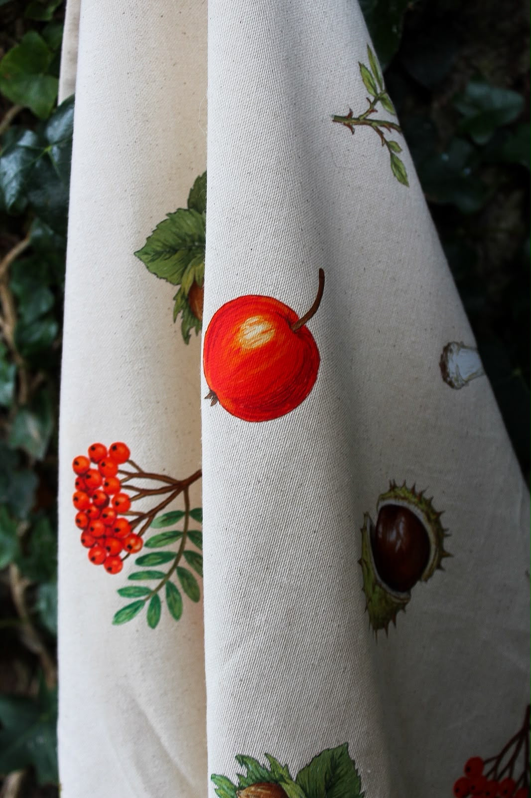 Autumn tea towel